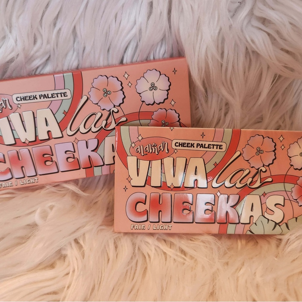 Alamar Viva Las Cheekas Blush Palette - Fair & Light